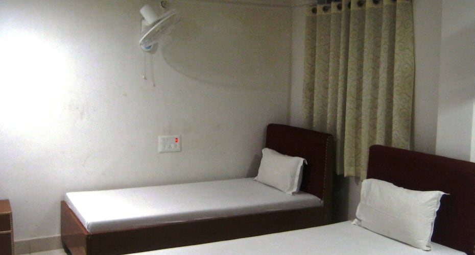 New Jyoti Guest House, Bodhgaya 3